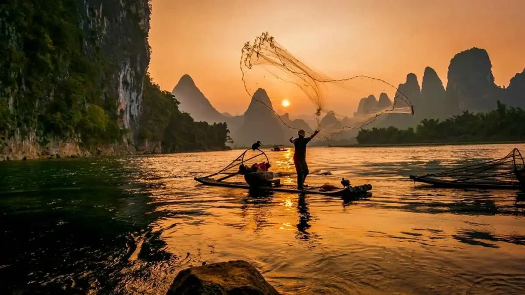An image of people doing illegal fishing